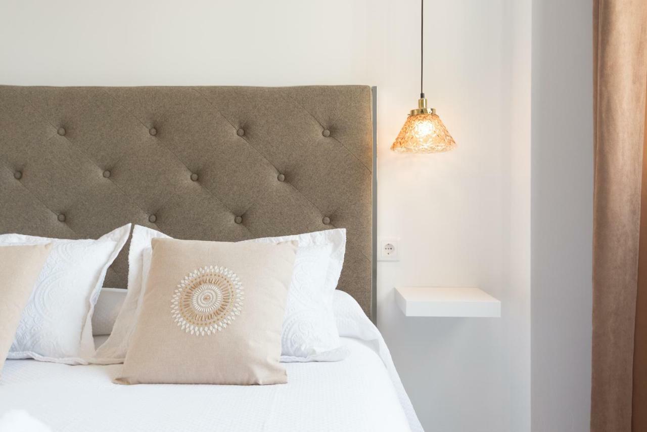 Stunning Spacious City Apartment With Free Parking Málaga Eksteriør billede